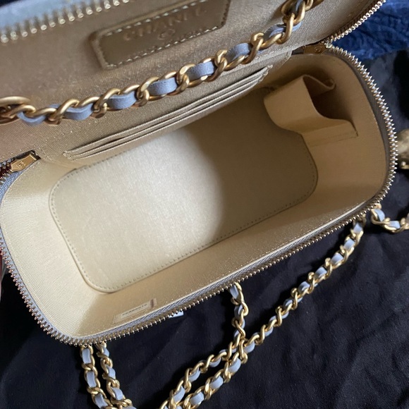 Chanel pearl crush vanity bag new in box authenticity guaranteed - Picture 3 of 5